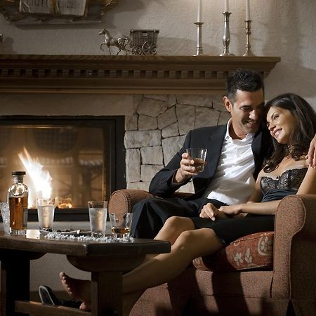 Alpen Suite Hotel Madonna エクステリア 写真