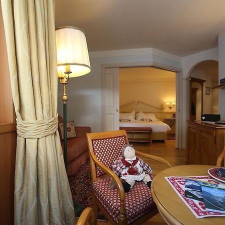 Alpen Suite Hotel Madonna エクステリア 写真