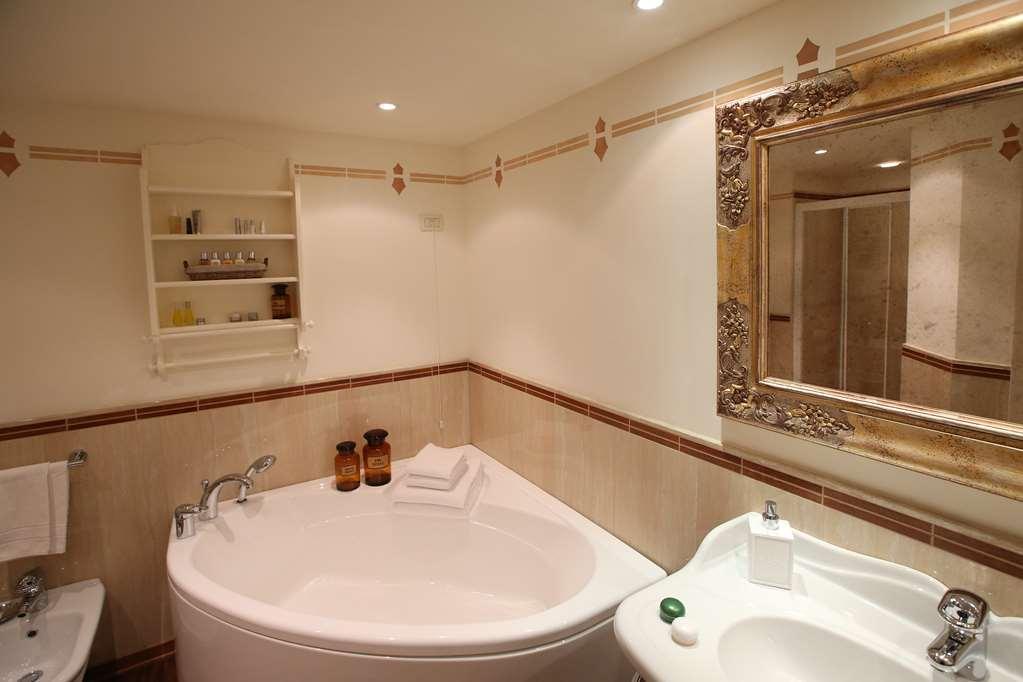 Alpen Suite Hotel Madonna 部屋 写真
