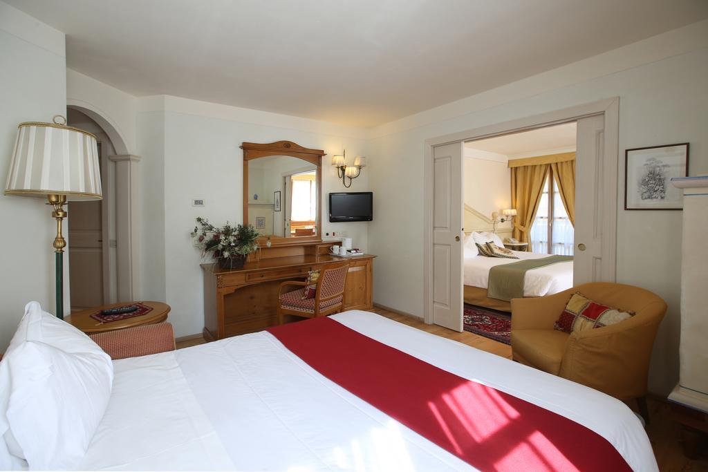 Alpen Suite Hotel Madonna エクステリア 写真