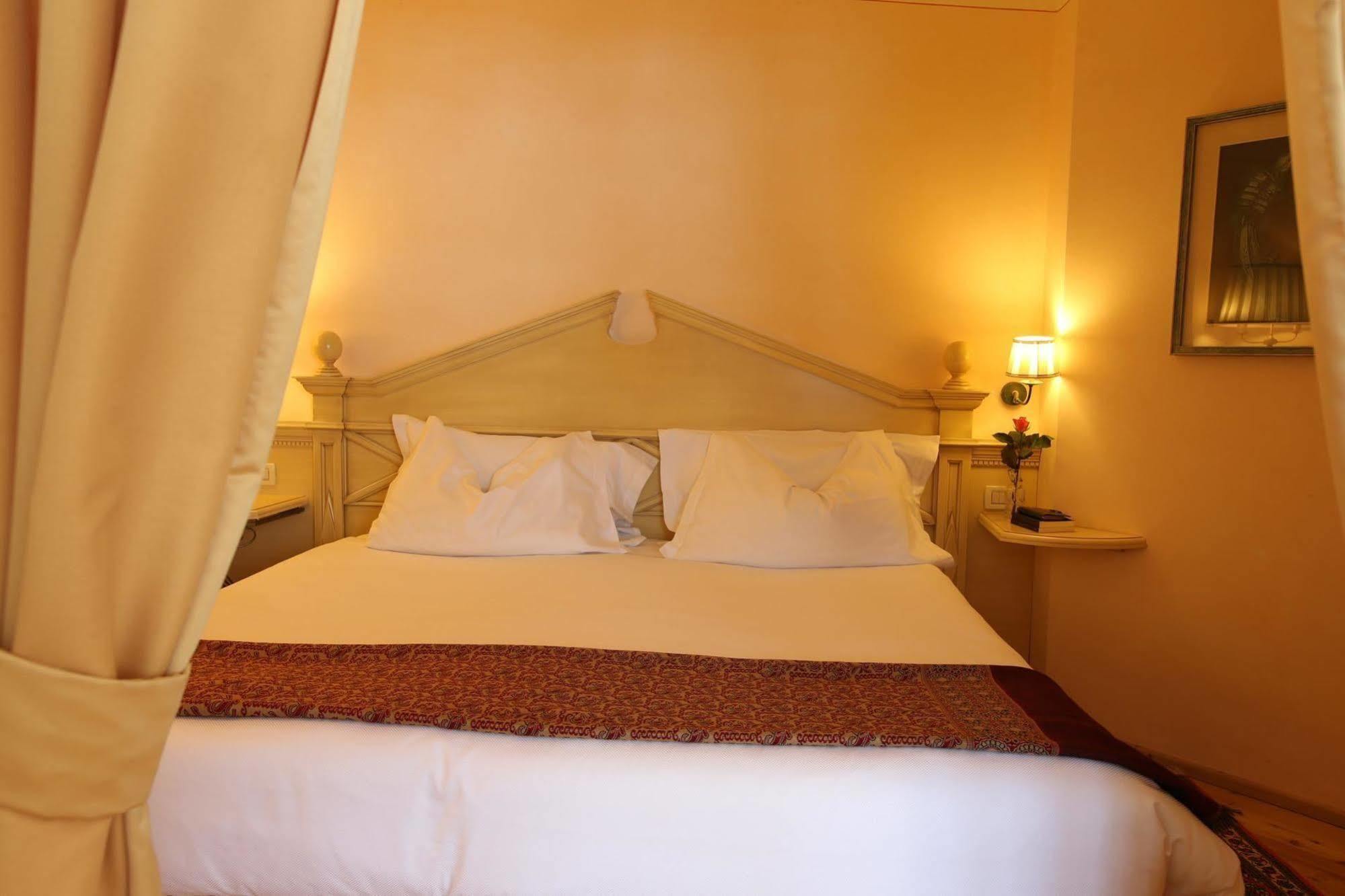Alpen Suite Hotel Madonna エクステリア 写真